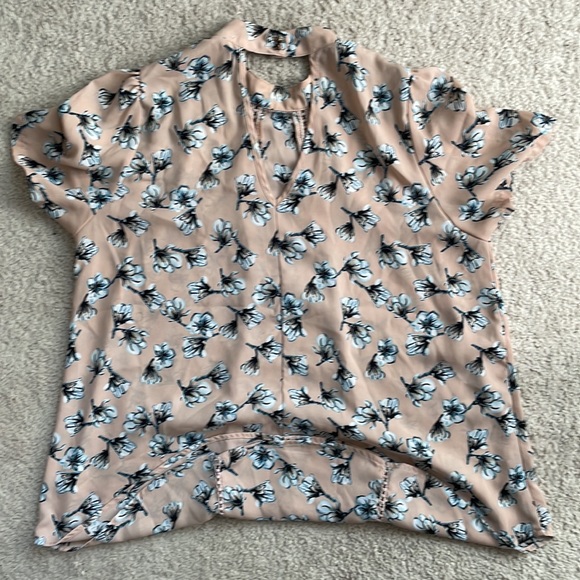 Sienna Sky High Rise Peach Pino Nude Floral Blouse with Lace Inlay - Picture 5 of 8